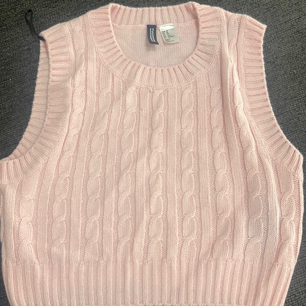 Women’s pink sweater cute for styling over a button up shirt